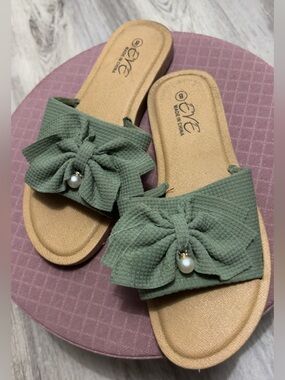 Eve Olive Green Bow Slide Sandals with Pearl Detail